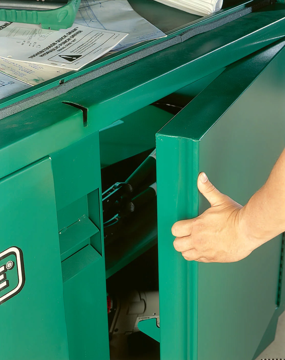 Greenlee 8060DLX Field Office Box - Reconditioned - Image 4