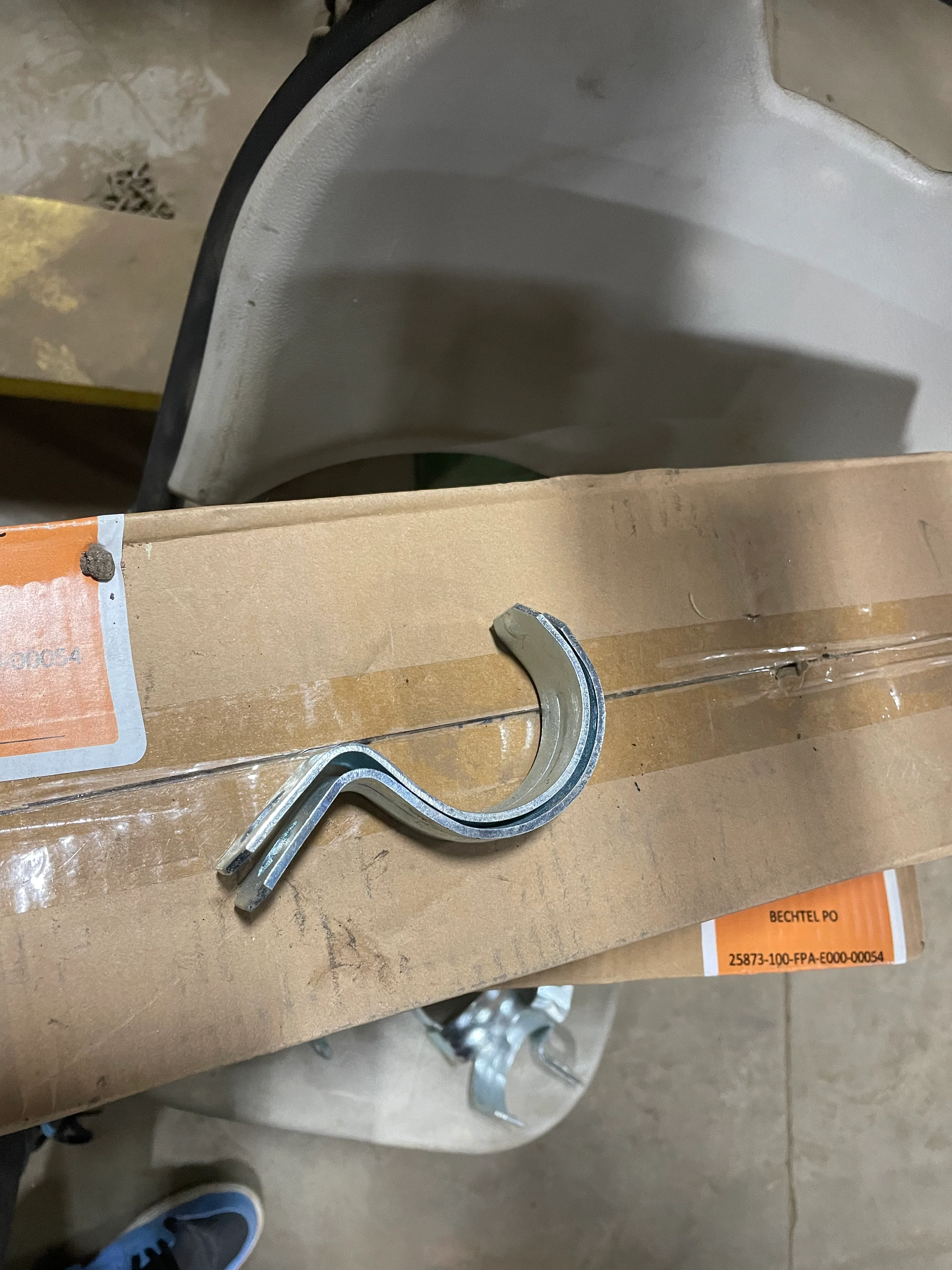 Southwire Madison Electric 706 Conduit & Pipe Strap Clamp (Qty 50) - New Surplus - Image 4